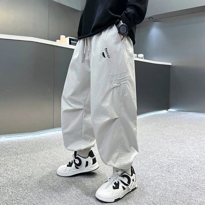 儿童装男童裤子春秋款2025新款男孩春季酷帅长裤中大童春装工装潮