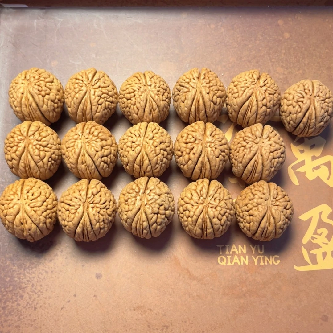 鸿***械桃木桃核手串23+龙鳞王
