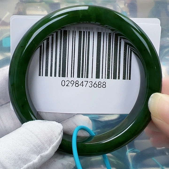 和田玉未镶嵌手镯包容61