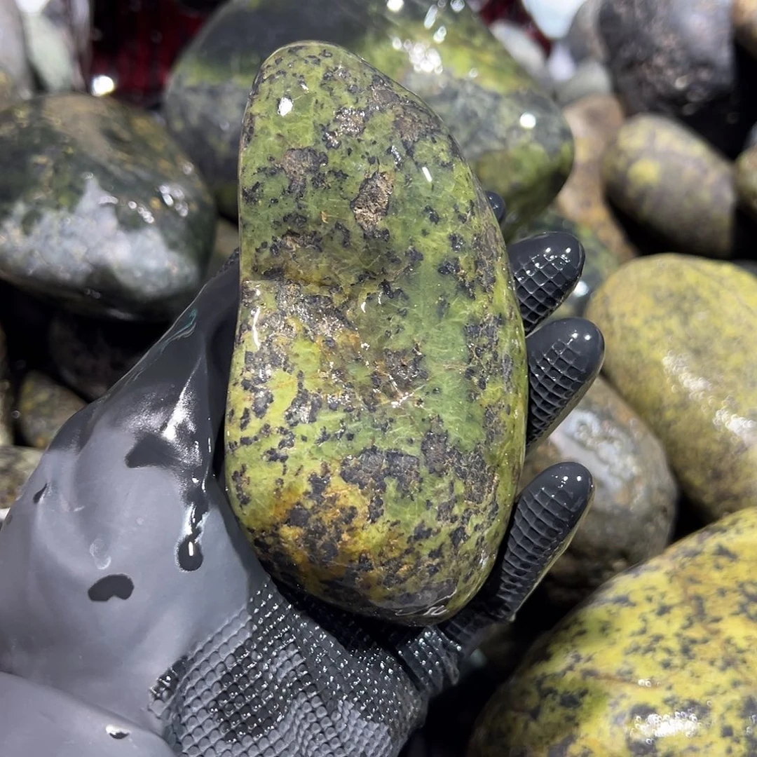 合金蛇纹石玉西藏藏玉药王石星*