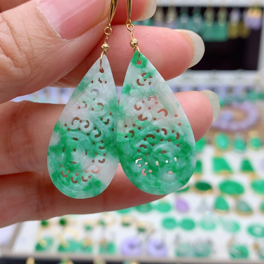 翡翠18K金镶嵌耳饰