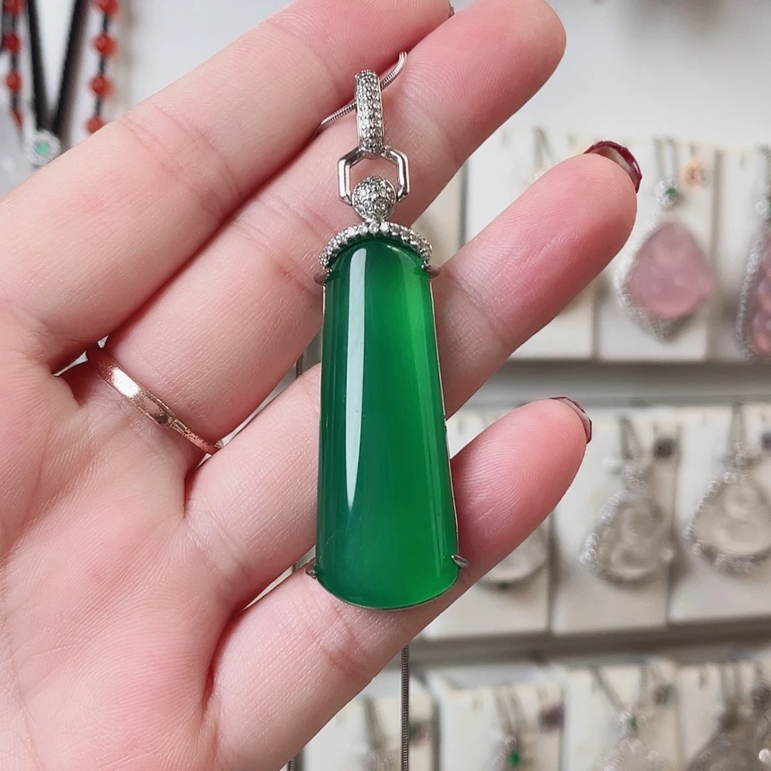 玛瑙/玉髓未镶嵌颈饰