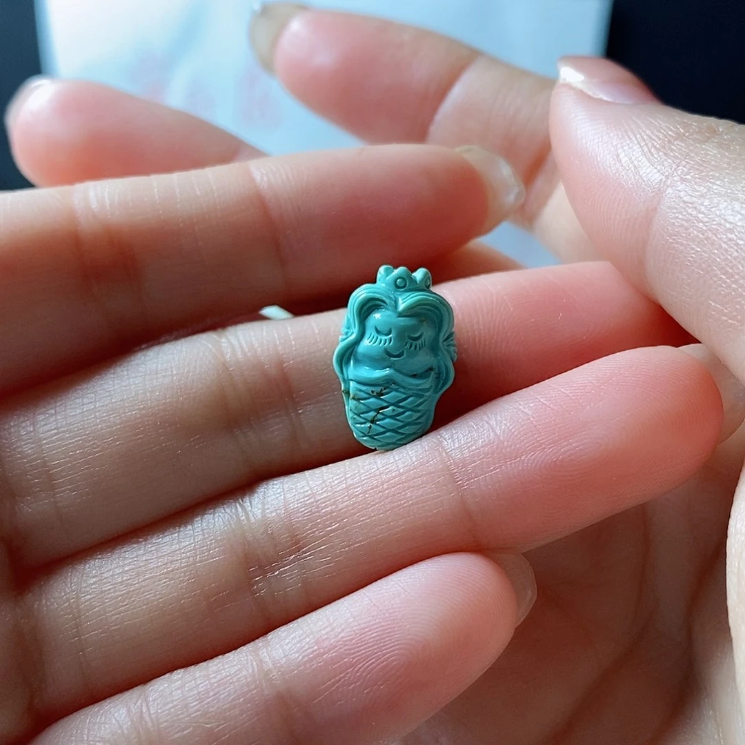 绿松石颈饰未镶嵌