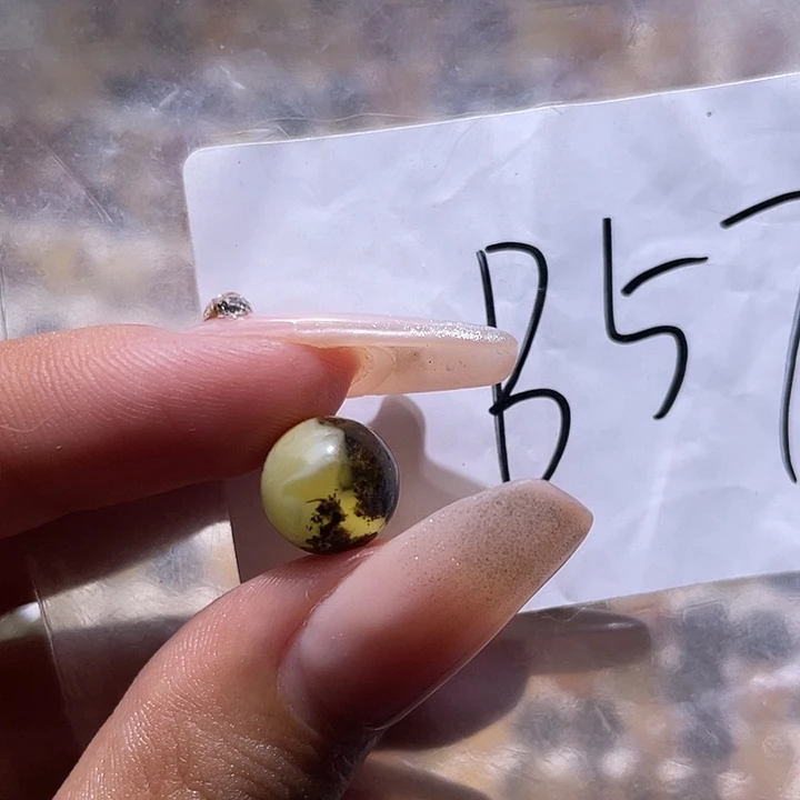 裸石琥珀未镶嵌9.9福利