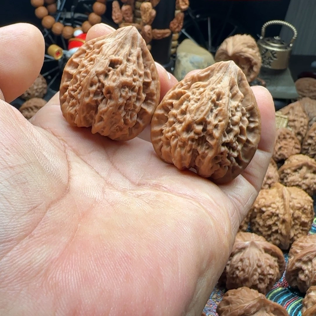 文玩核桃把件全品野生佛灯37.5四开背