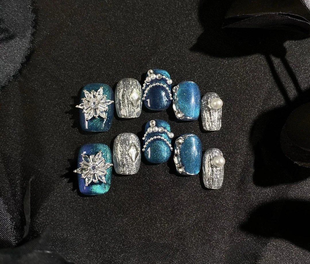 《穿戴甲》纯手工短款高奢穿戴甲锆石