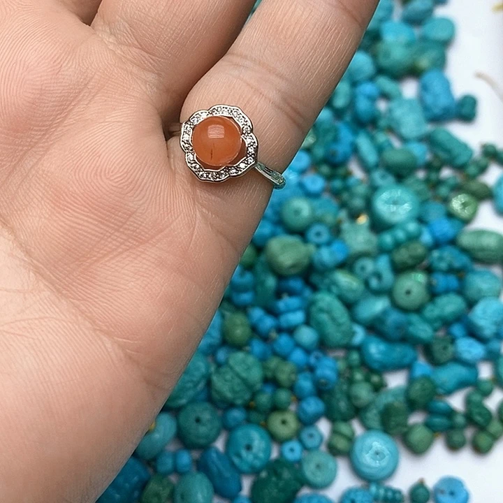 南红玛瑙未镶嵌珠宝奇石