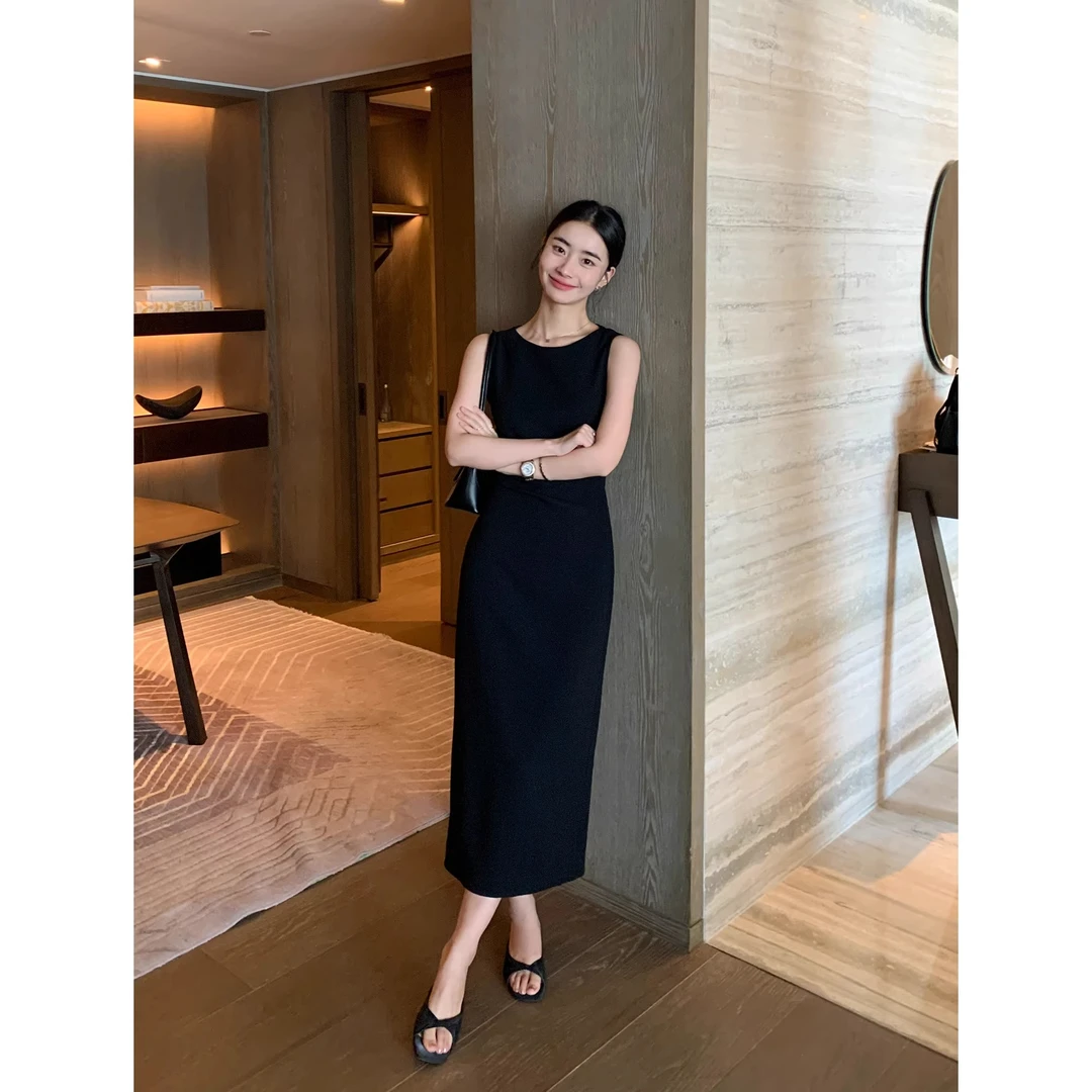 高定黑色背心裙女夏季新款法式圆领宽松直筒显瘦中长款气质连衣裙