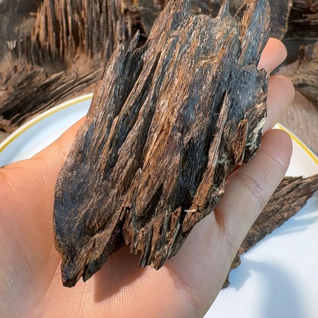 沉香碎屑沉香香港精品包头一块11.7