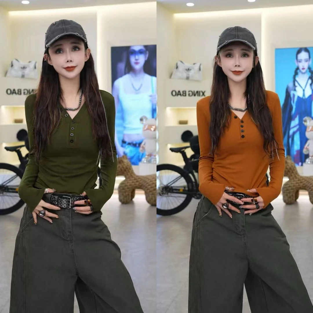 星宝定制韩系洋气设计感排扣v领长袖T恤女秋季修身显瘦上衣潮1360