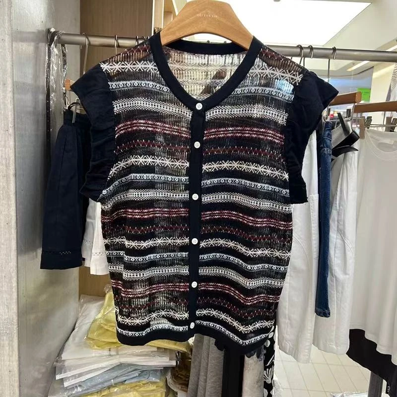 轻奢高级流行花边袖镂空上衣