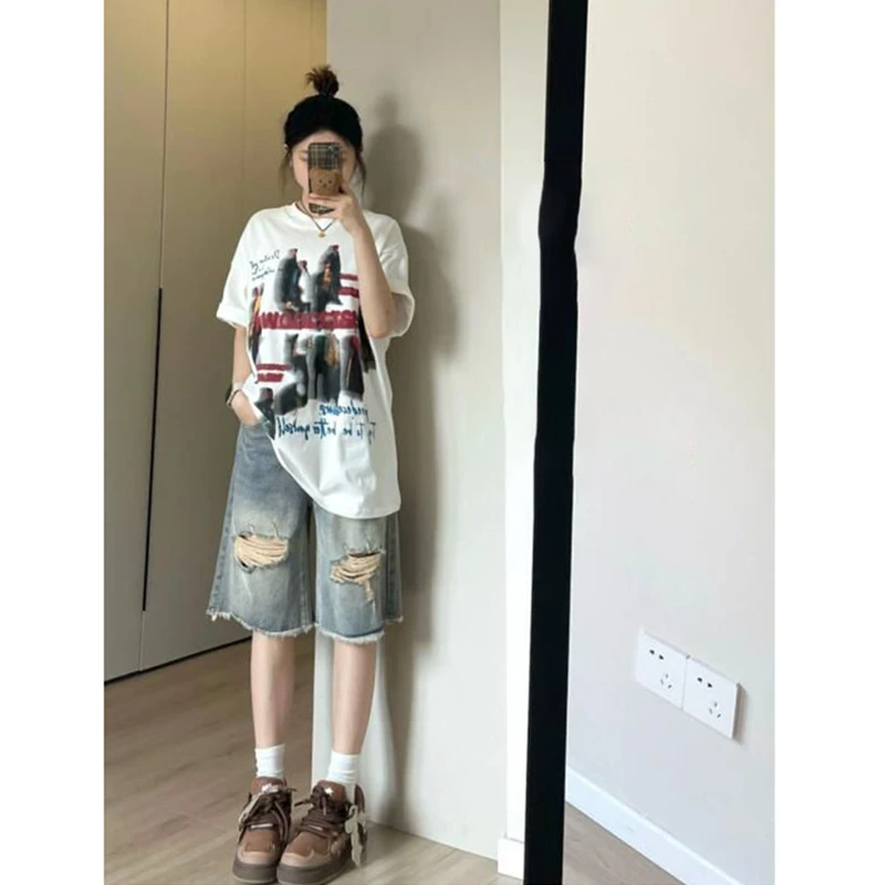 300斤胖mm直筒破洞牛仔短裤女夏季裤子特大码女装显瘦阔腿五分裤