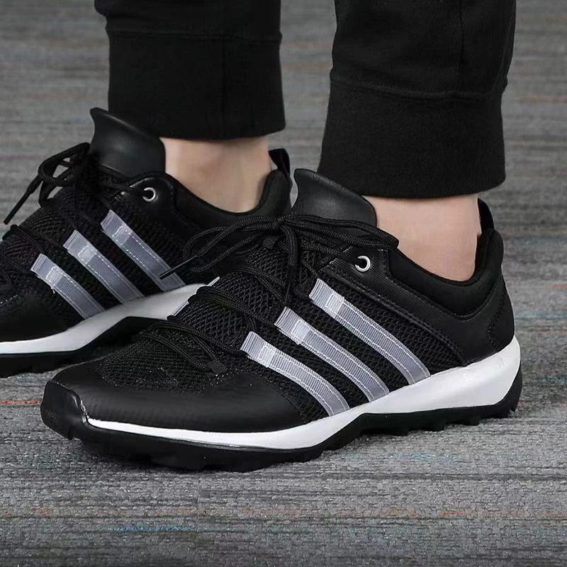（直播断码专属）Adidas阿迪达斯正品男女同款网面户外运动鞋FY1776