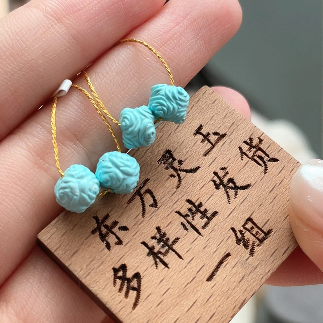未镶嵌绿松石颈饰