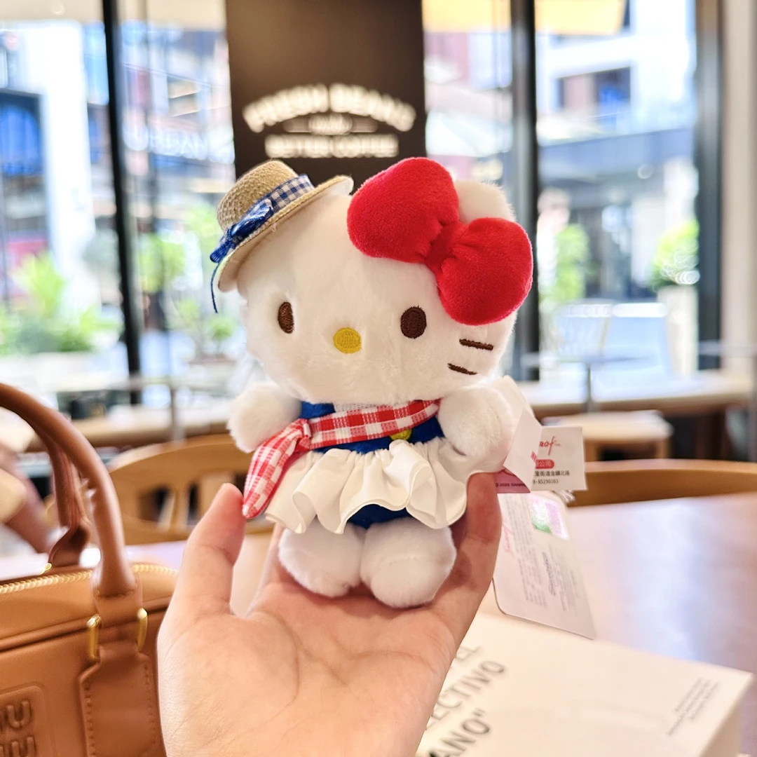 正版爆款hellokitty钥匙扣可爱蓝色遮阳帽蓝色背带裤kt钥匙扣时尚