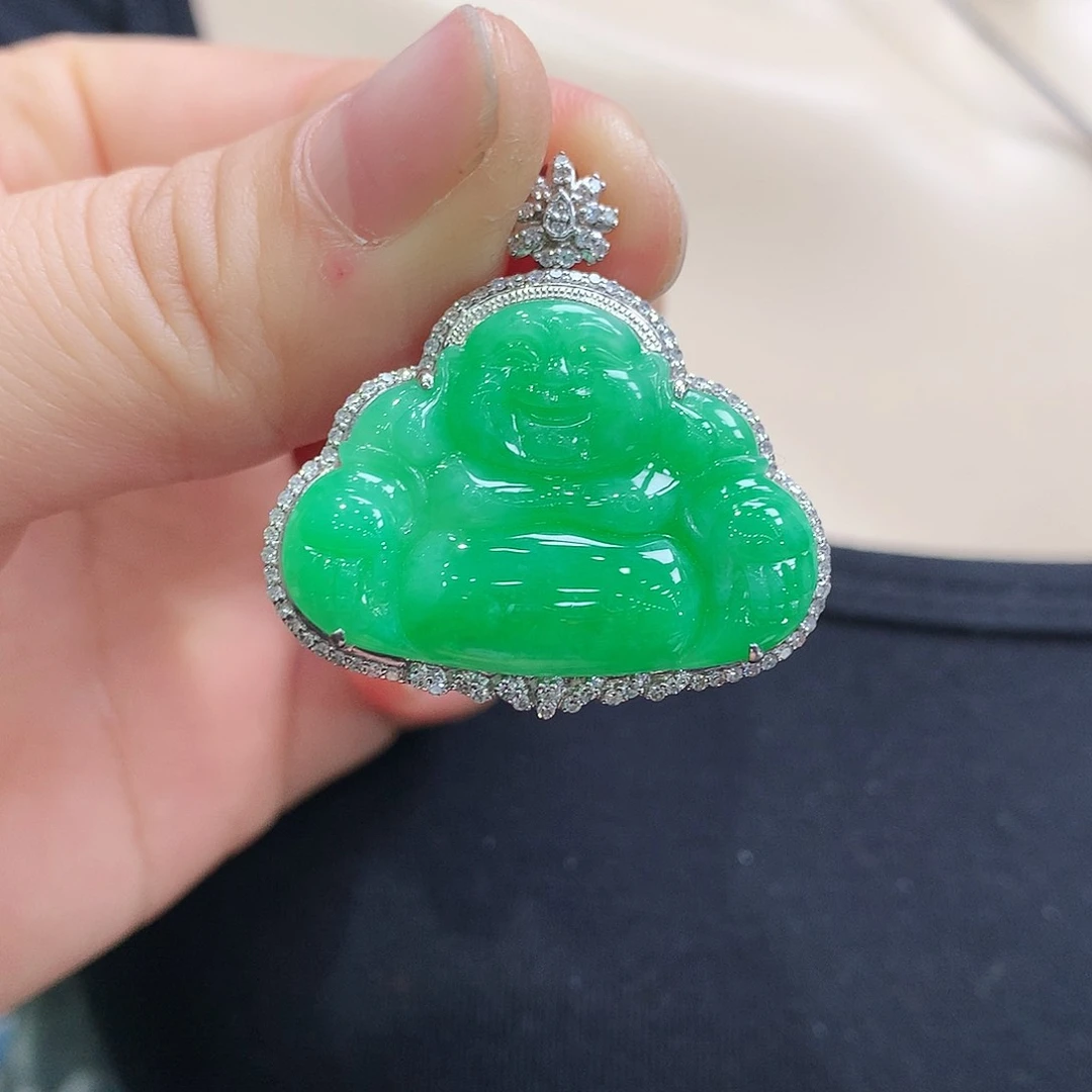 翡翠颈饰18K金镶嵌佛公