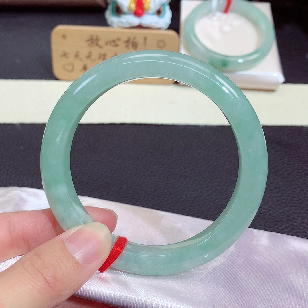 翡翠未镶嵌手镯1244