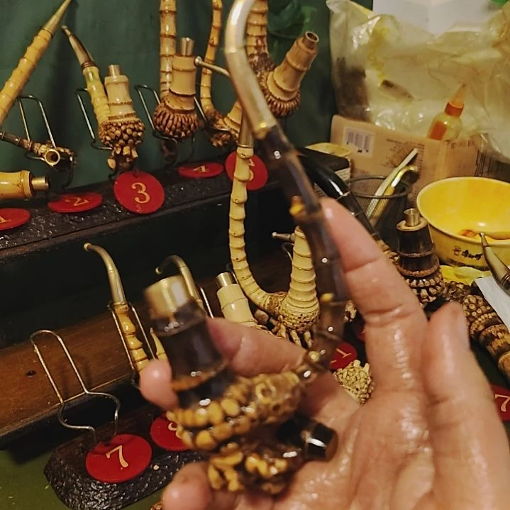 有***哥贵州特色竹根烟斗工艺品手把件