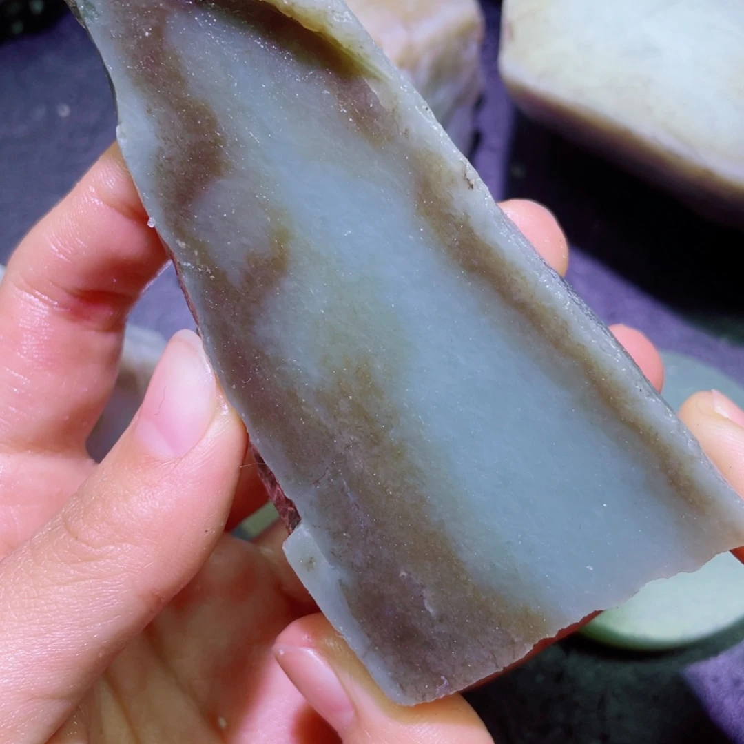 和田玉未镶嵌珠宝半成品