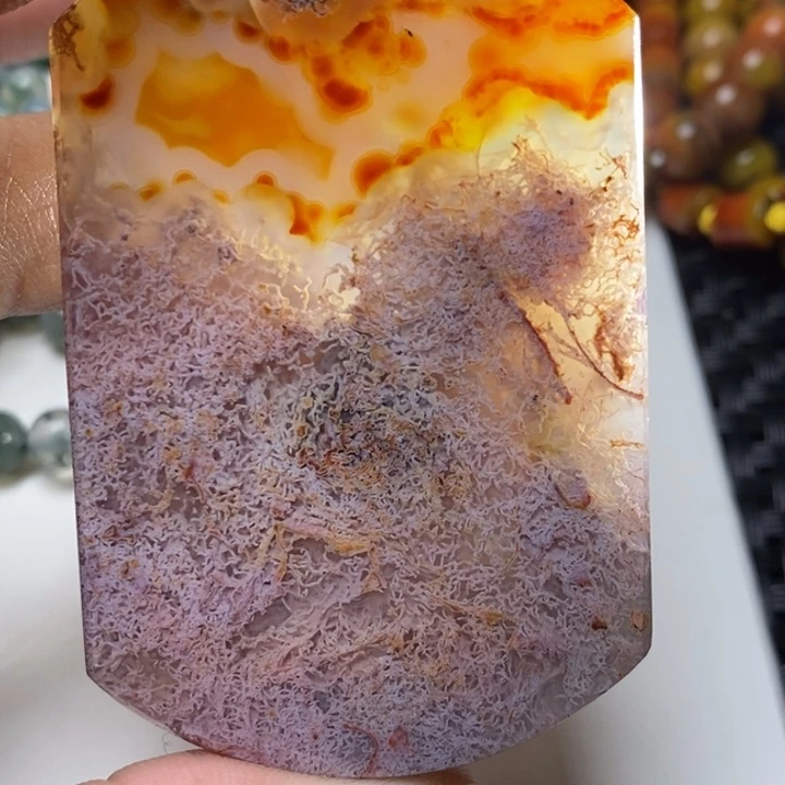 玛瑙/玉髓颈饰未镶嵌翟****心