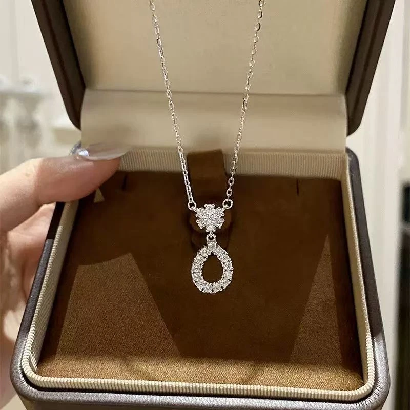 坠链均925银 S925纯银轻奢满钻水滴项链女气质花朵闪锆镂空锁骨链