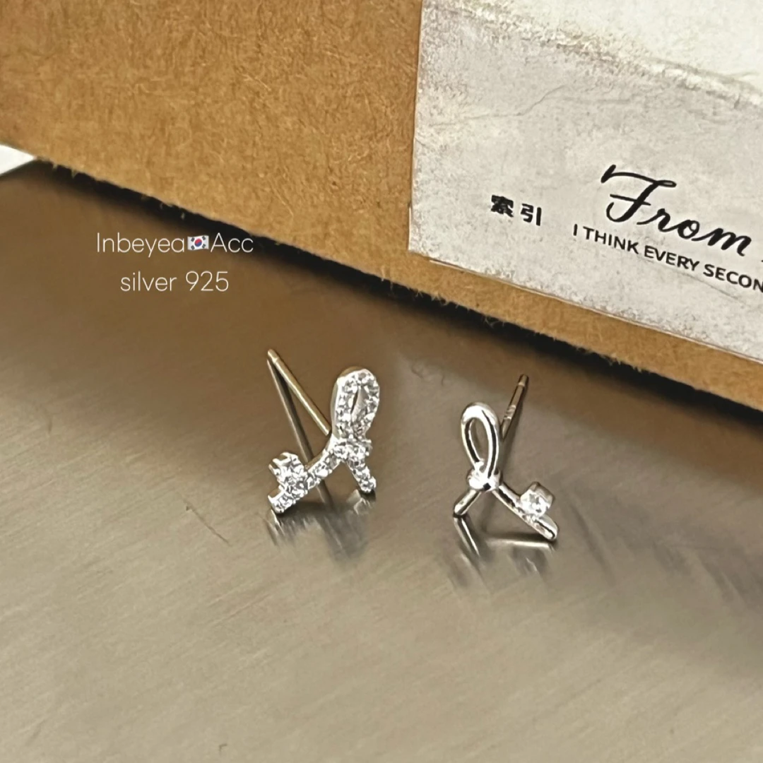 925银合成锆石耳饰 ab款打结耳钉 通体银 38019