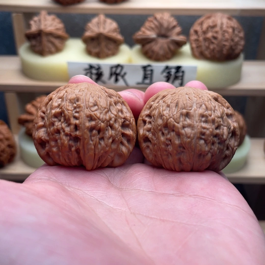 吊坠文玩核桃泥鳅背39
