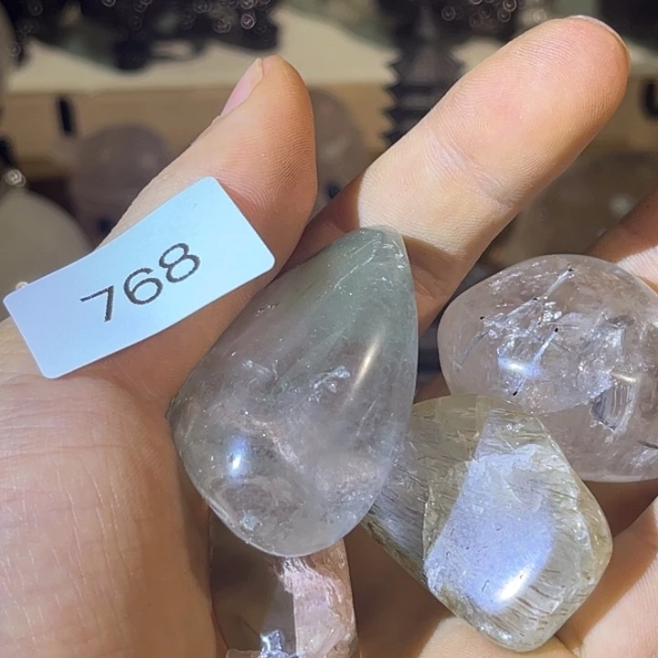 未镶嵌水晶大型摆件（非配饰）