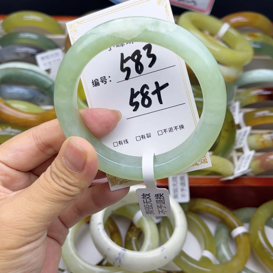 未镶嵌蛇纹石玉手镯