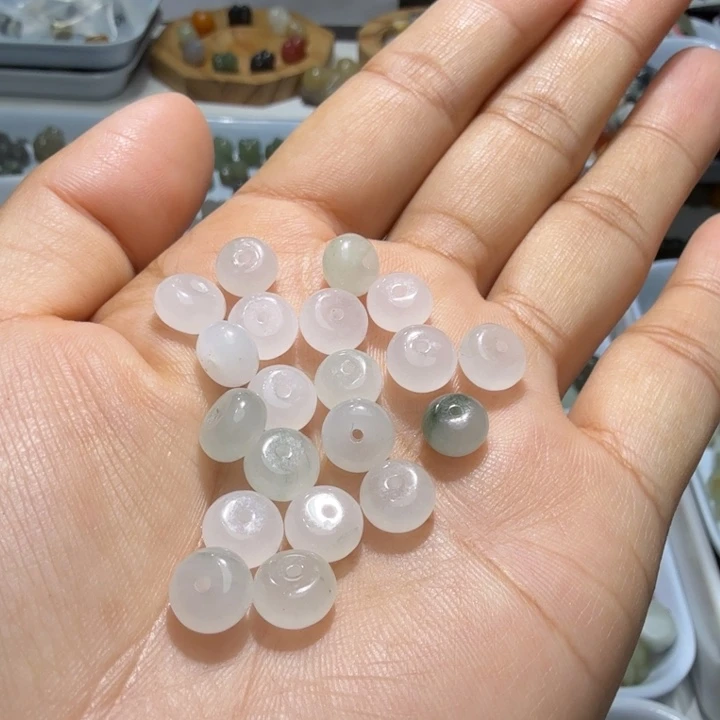 和田玉未镶嵌珠宝奇石