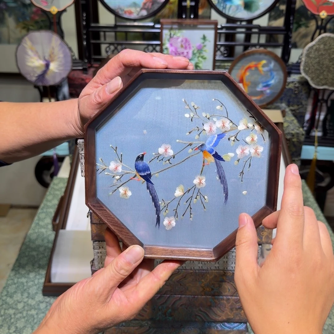 刺绣手工苏绣工艺制作技艺精湛