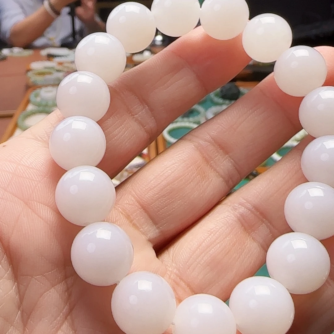 和田玉未镶嵌手链