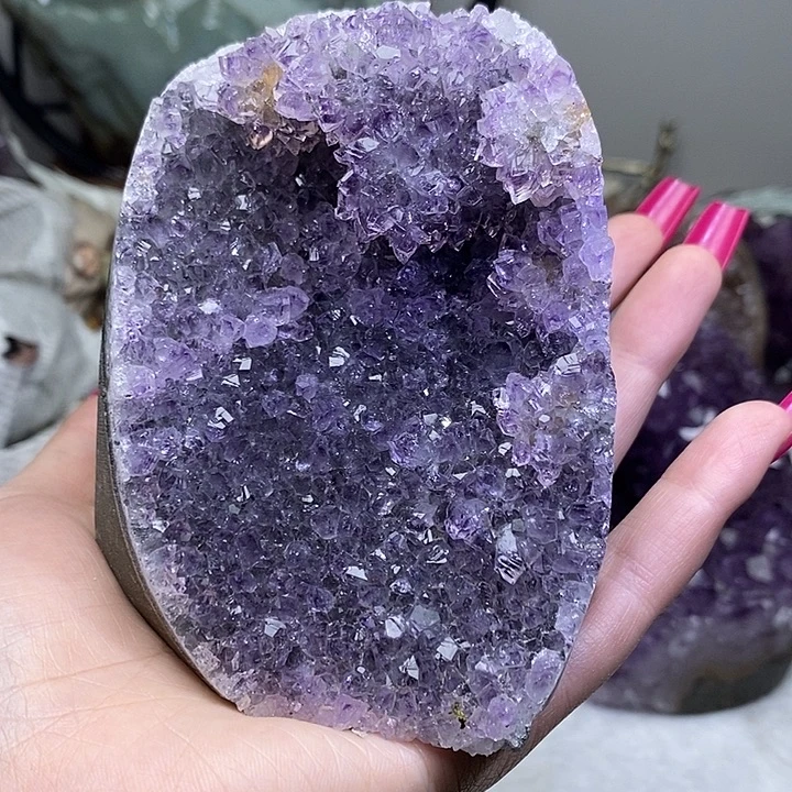 紫晶大型摆件（非配饰）未镶嵌