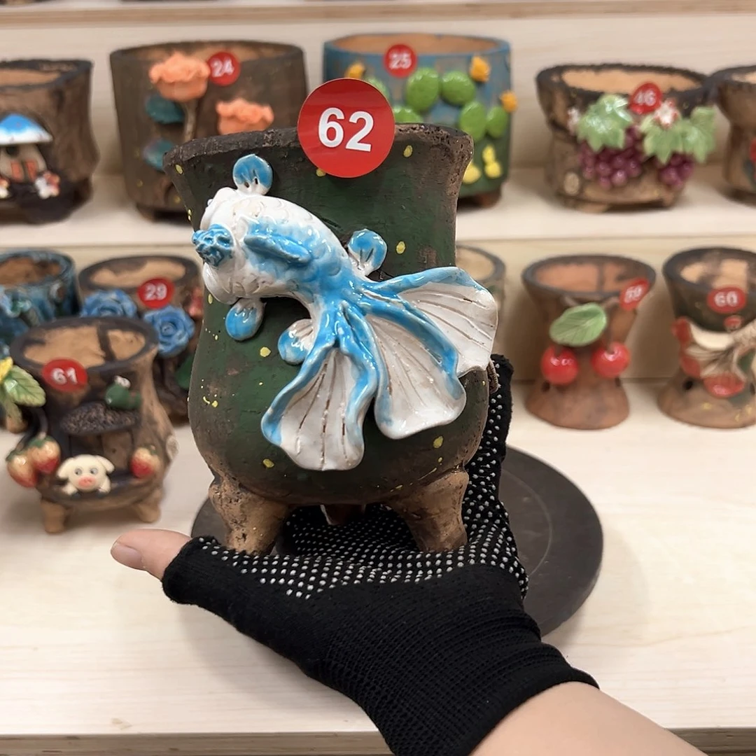 紫砂花盆62号内口8.5外高11