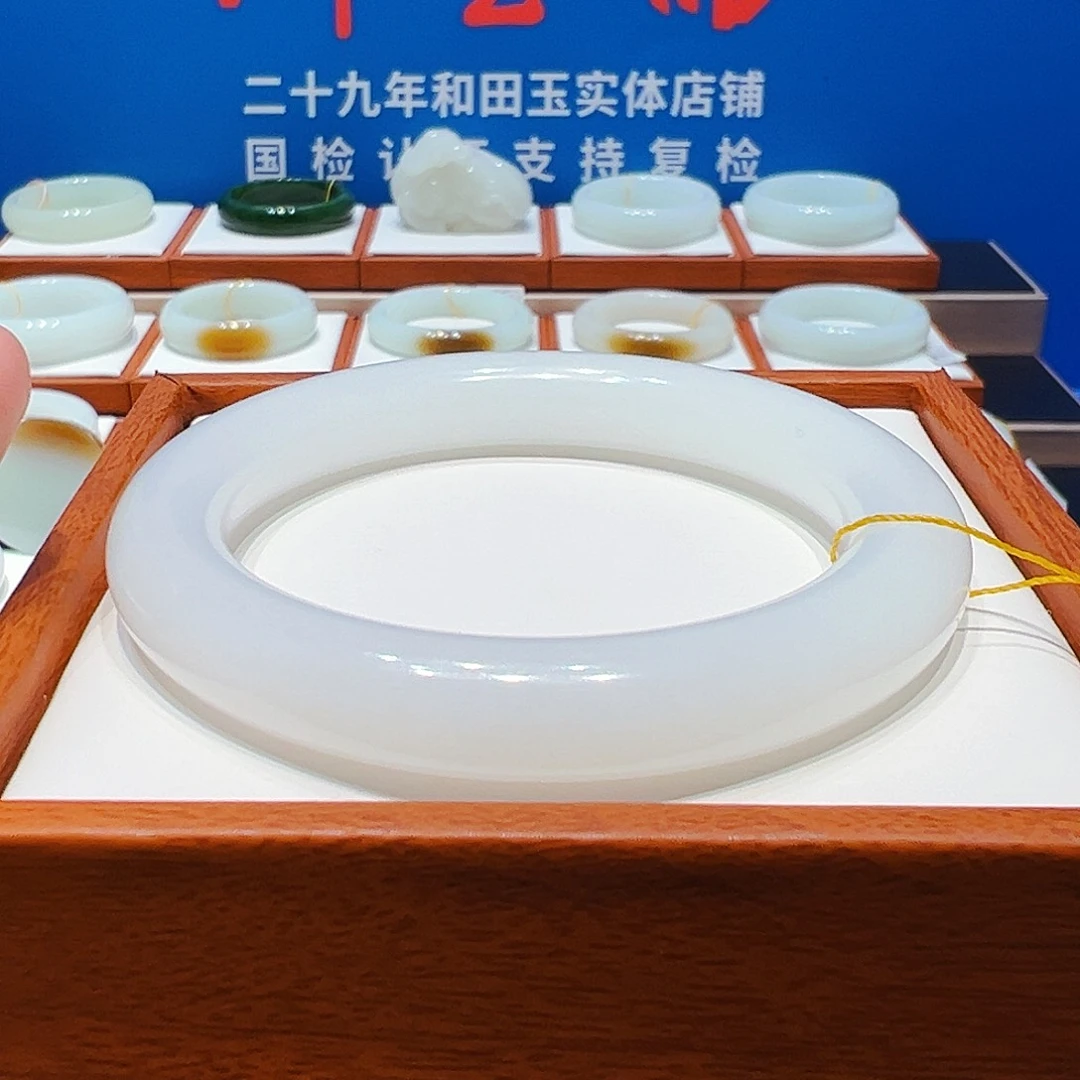 和田玉未镶嵌手镯羊脂白5657