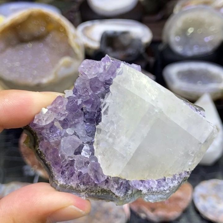 水晶珠宝半成品未镶嵌紫晶块