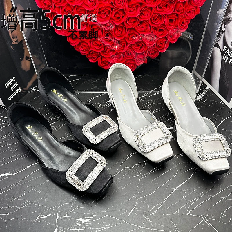 【现货】内增高5~丝真雪花扣浅口单鞋女气质新款中空凉鞋女水钻