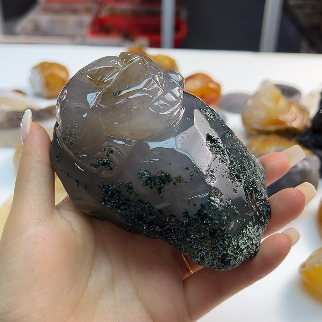 泰***哥玛瑙/玉髓未镶嵌颈饰