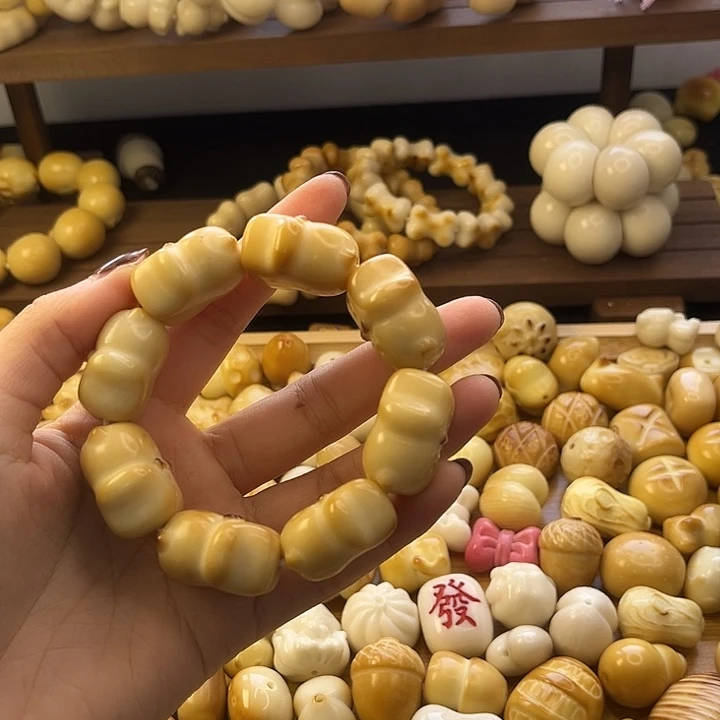 小***瑜菩提根/象牙果吊坠