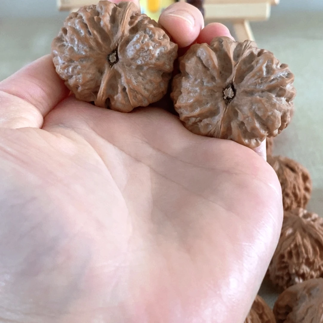 拾***九核桃哈摸头文玩核桃手把件