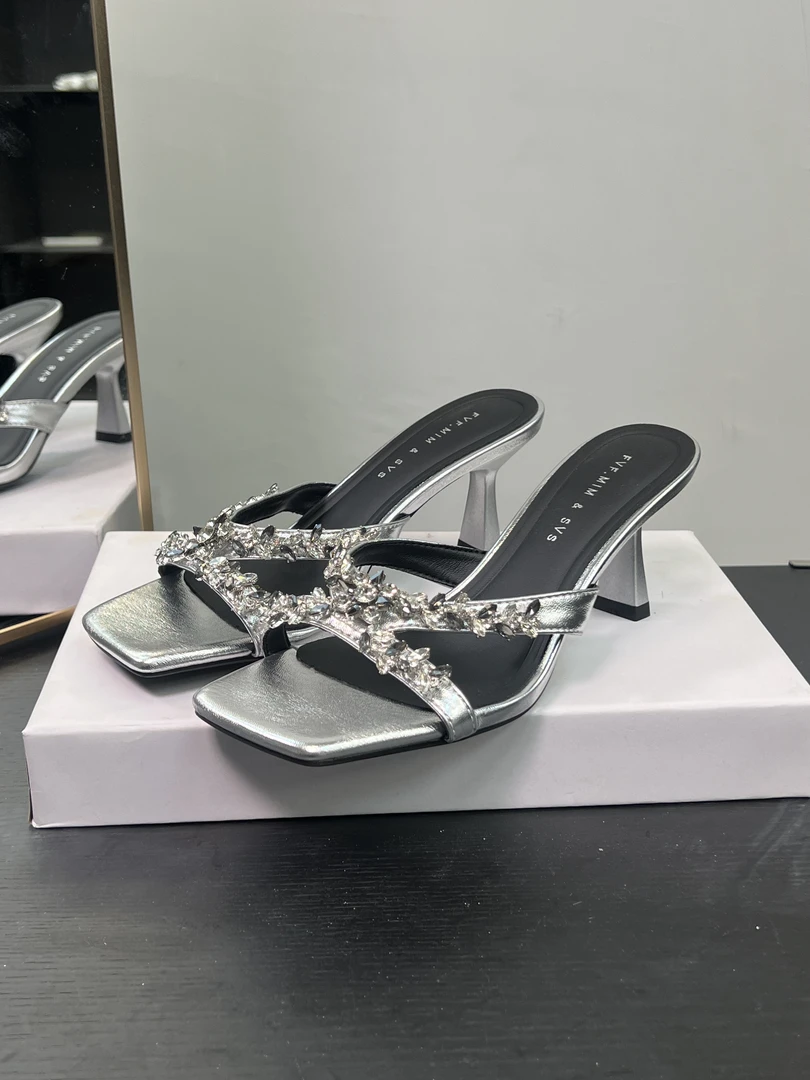 （6.5厘米）5070-1银色细跟高跟鞋