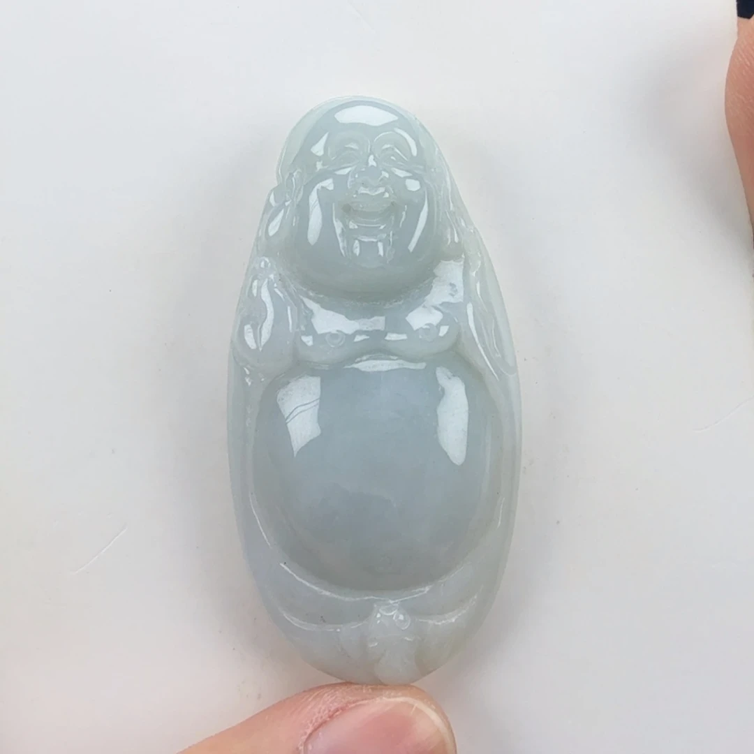 翡翠挂件未镶嵌翡翠