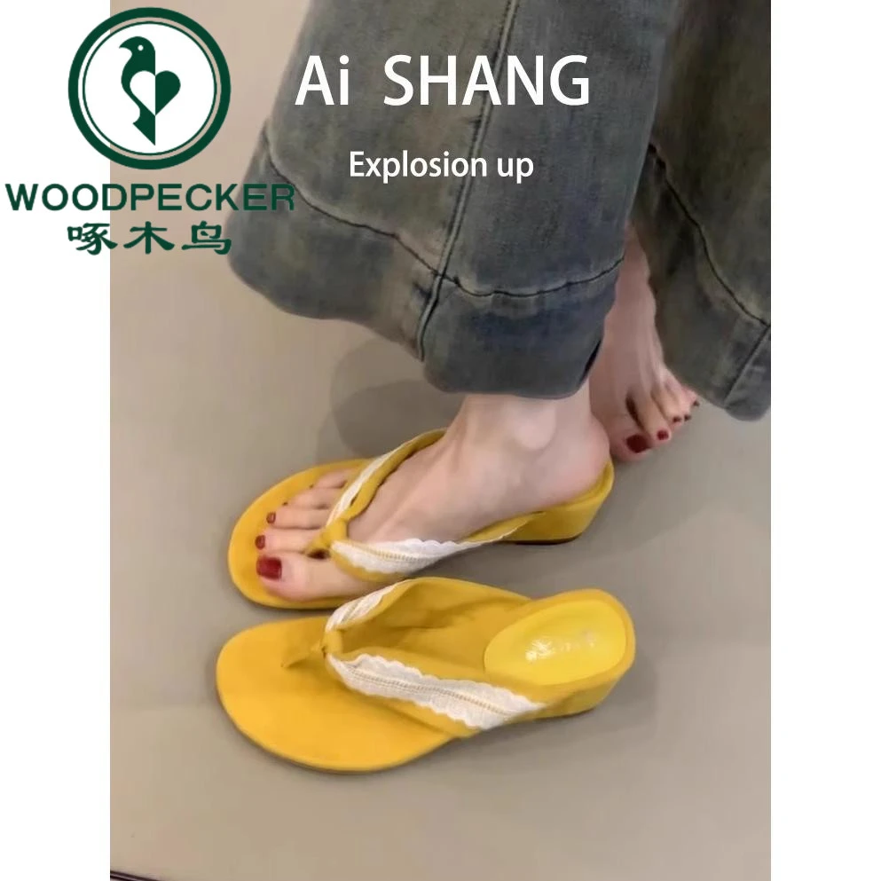 啄木鸟2025春秋新款时尚韩版人字拖鞋女法式平底仙女风沙滩拖鞋
