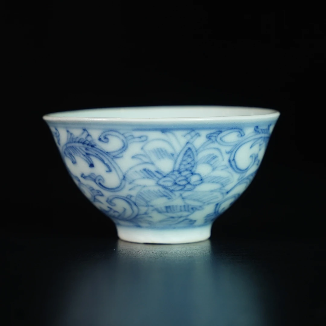 LABC250309029【十竹斋】清中期缠枝莲纹青花杯