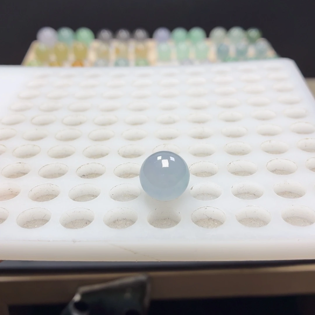 翡翠未镶嵌手链12.1翡翠圆珠