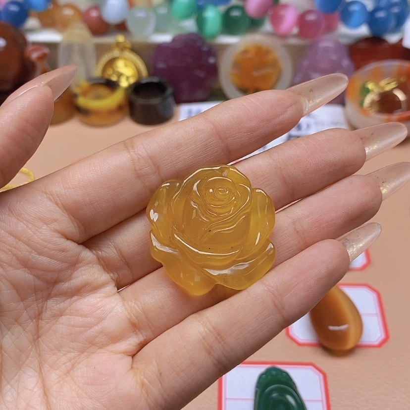 【闪购商品】玛瑙/玉髓颈饰未镶嵌妙**花