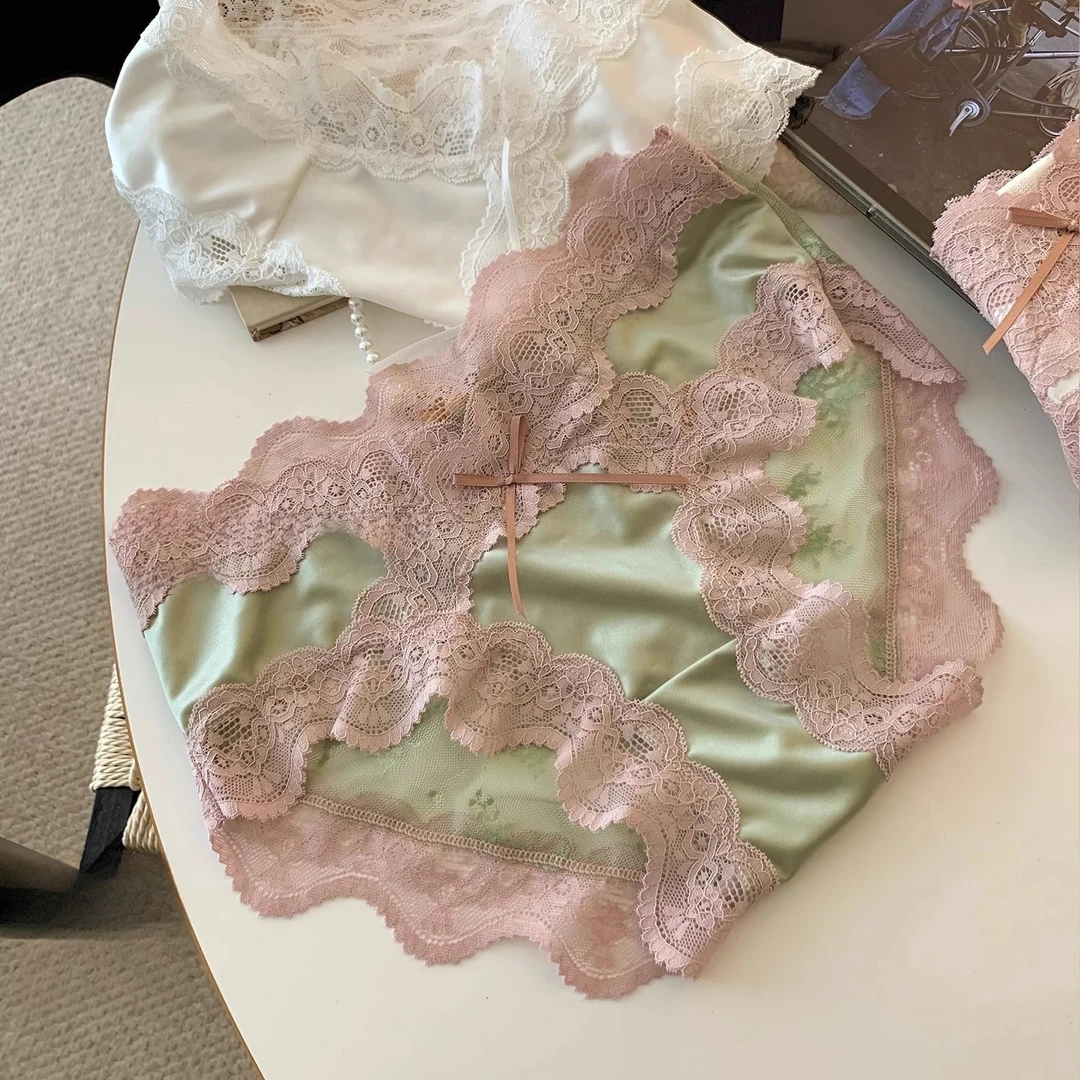 法式纯欲风奢华女生内裤裆蕾丝漂亮低腰包臀高级感女士三角短裤
