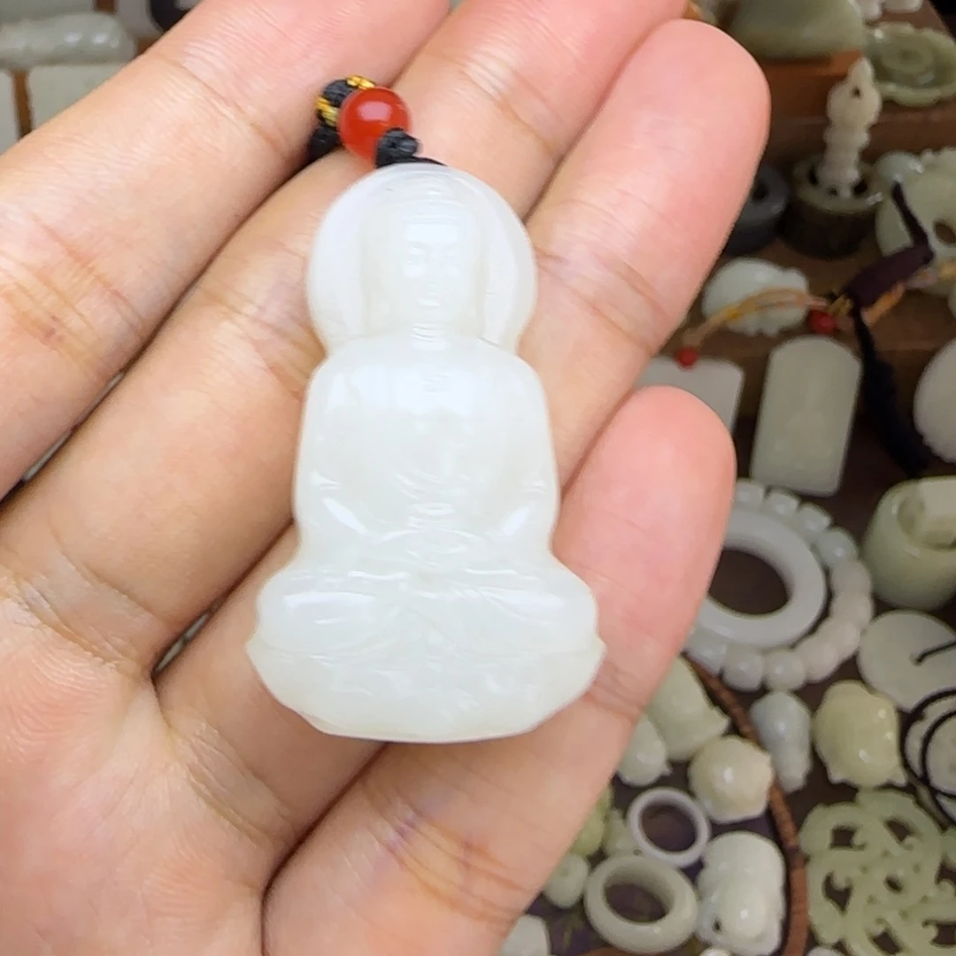 和田玉未镶嵌挂件大日如来