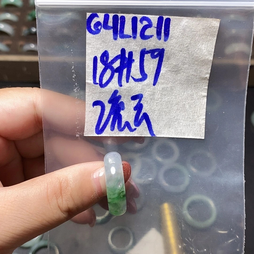 未镶嵌定制翡翠流**彩