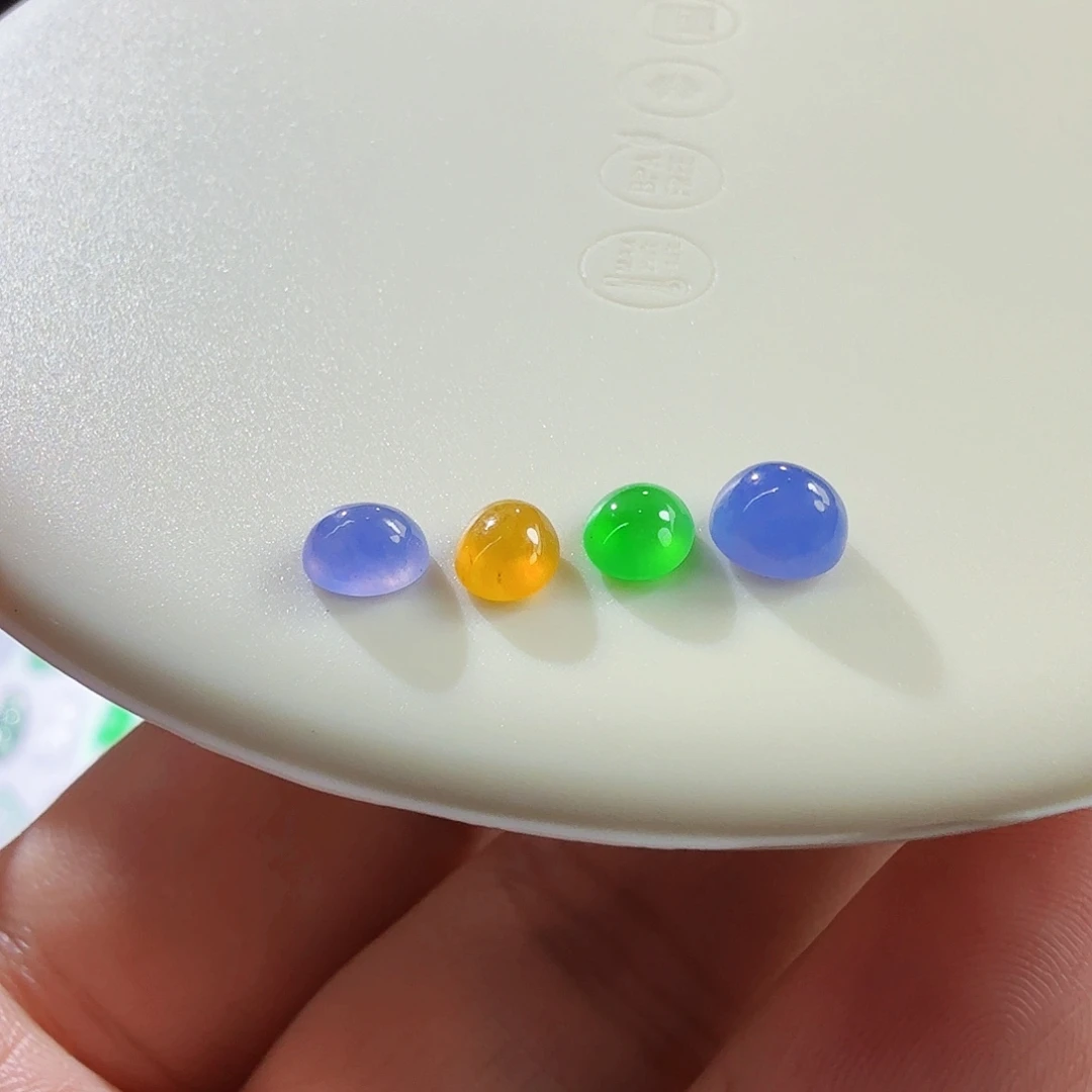 颈饰未镶嵌翡翠裸石买断